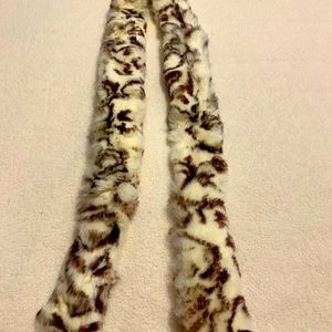 Like New Daniele Meucci Rabbit Fur Scarf
